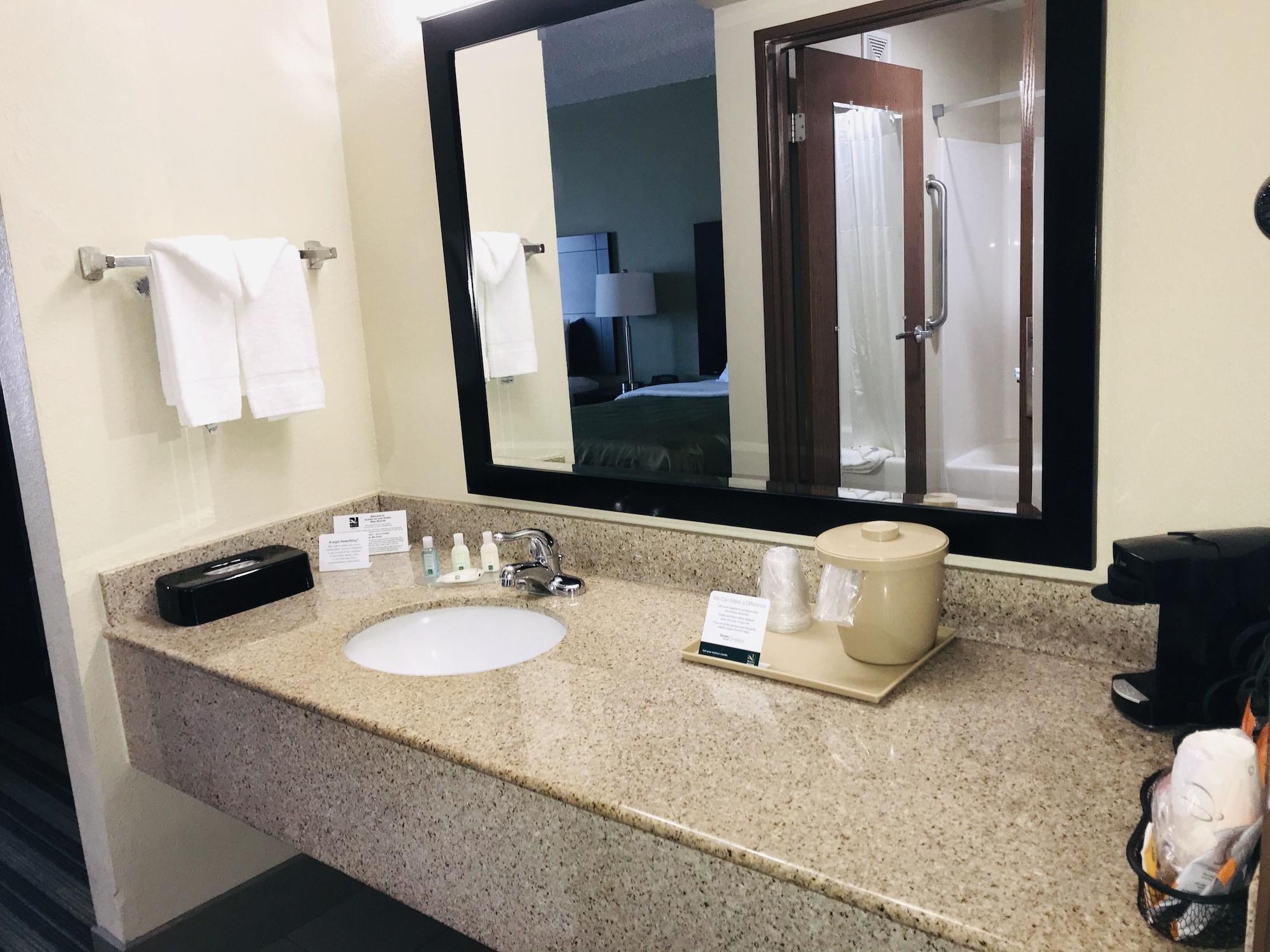 Quality Inn & Suites West Monroe Extérieur photo