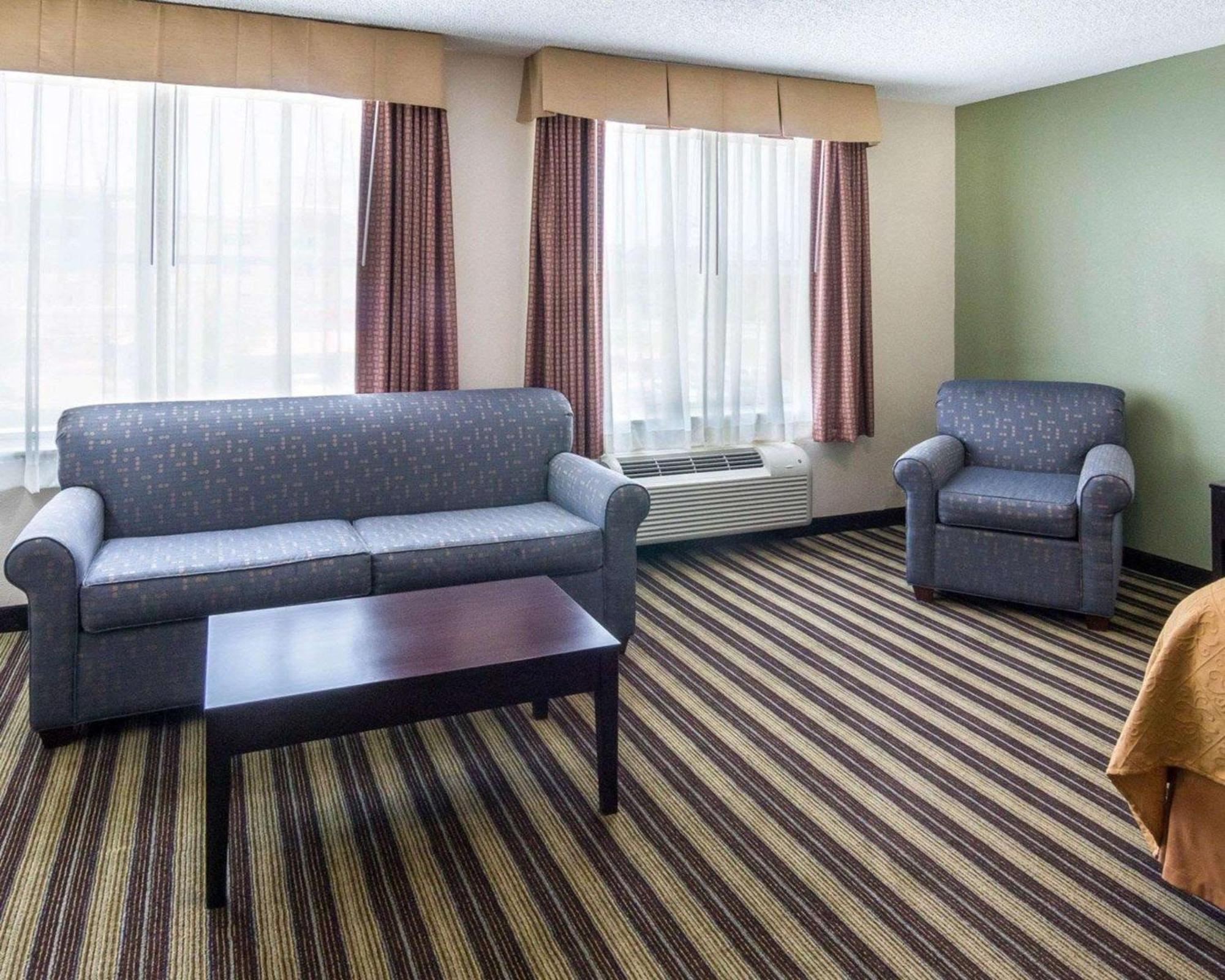 Quality Inn & Suites West Monroe Extérieur photo