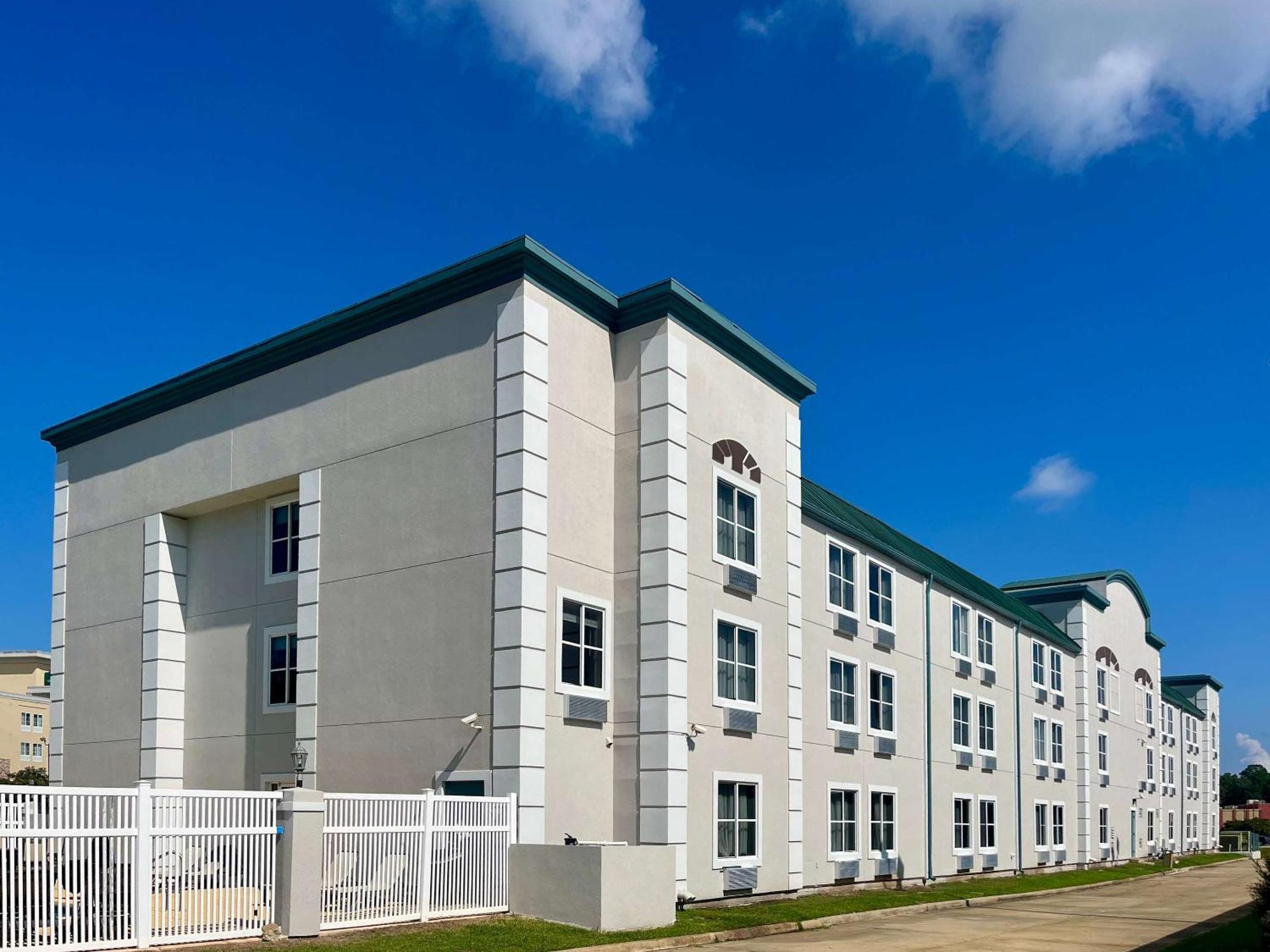Quality Inn & Suites West Monroe Extérieur photo